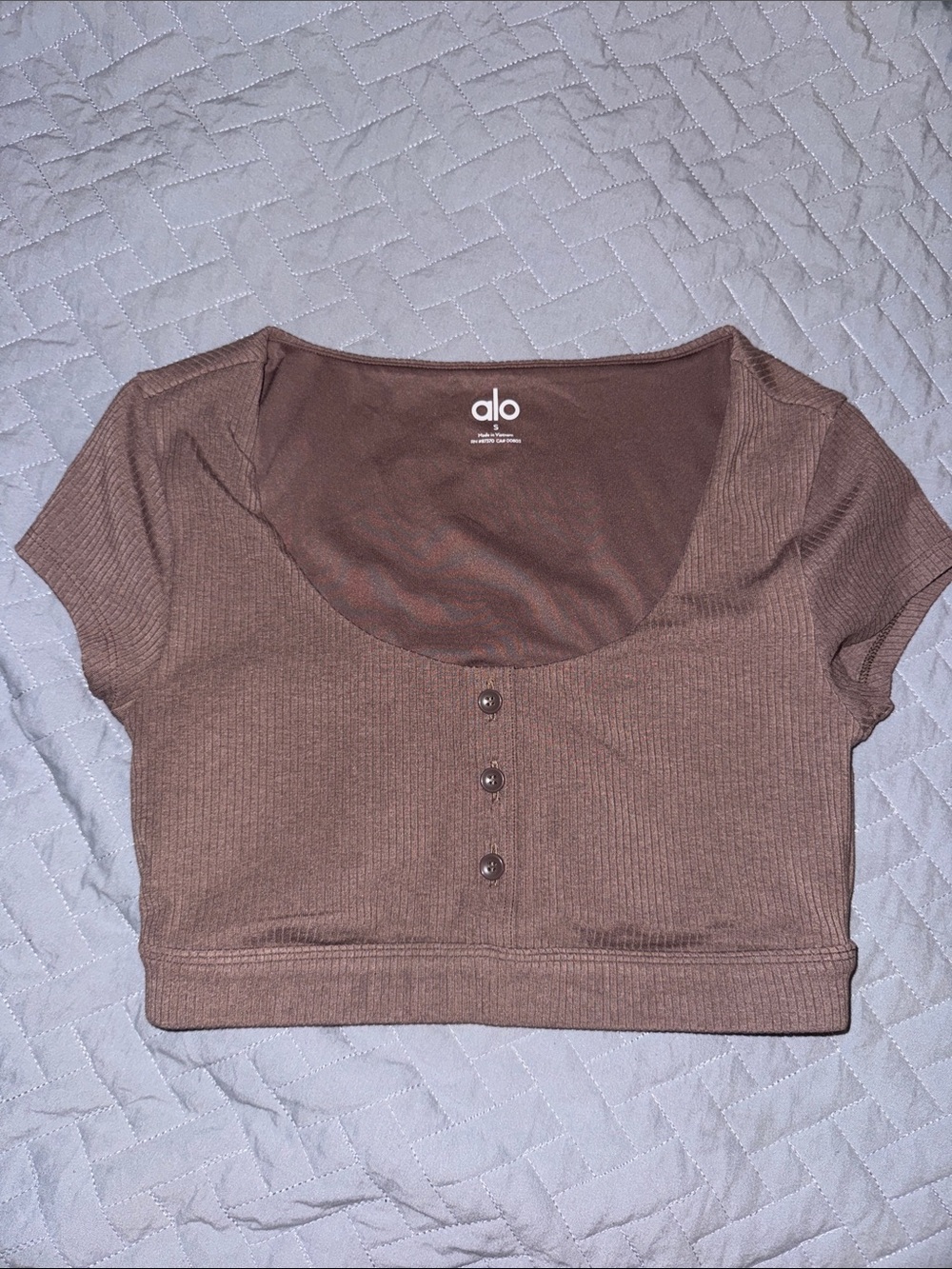 ALO Yoga Brown Ribbed Scoop Neck Crop Top with Button Front